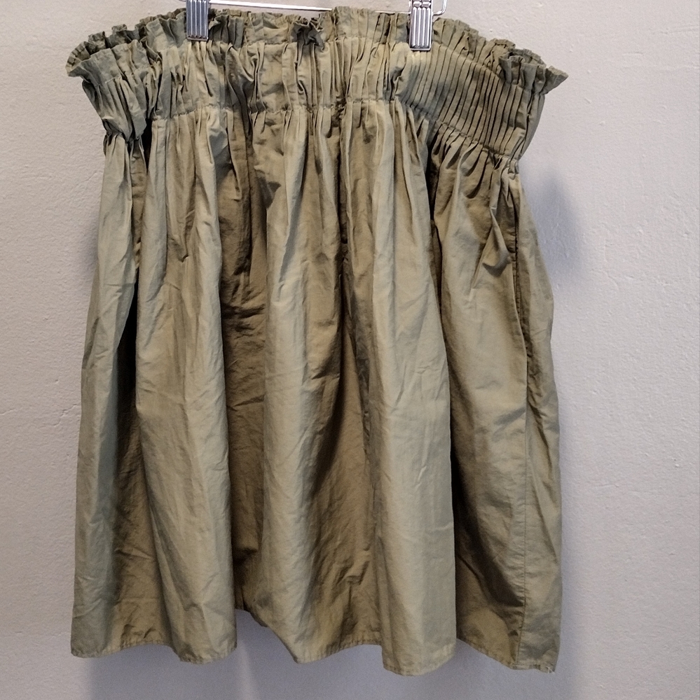 Zara Basics Pleated Skirt